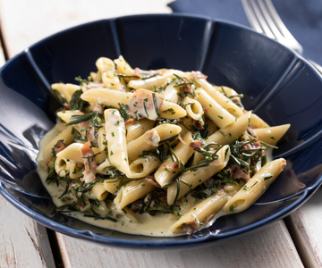 Pasta with agretti and speck