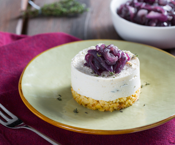 Savory mini cheesecakes with onions