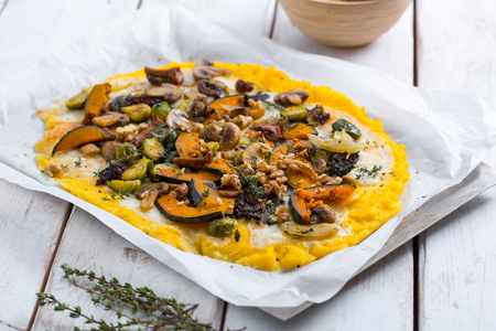 Polenta pizza