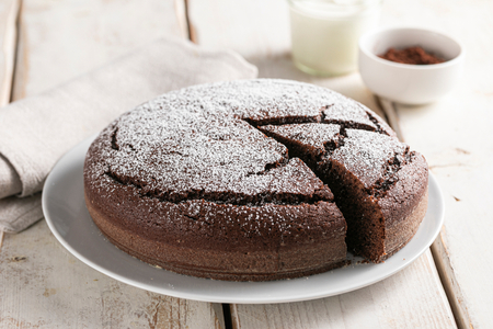 7 Jar Cake with Cocoa