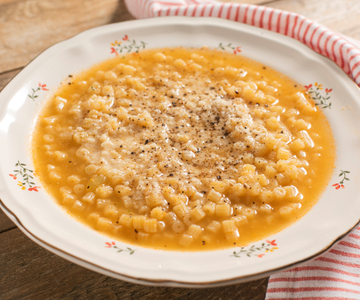 Pasta in broth