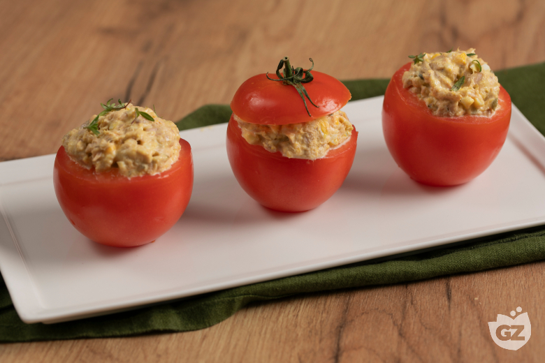 Stuffed Tomatoes with Tuna