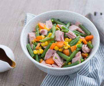 Green bean, carrot, corn, and tuna salad