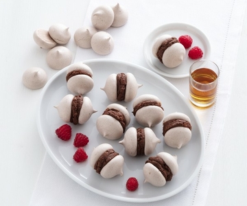 Meringue Kisses