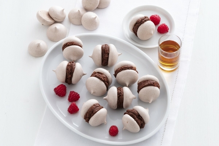 Meringue Kisses