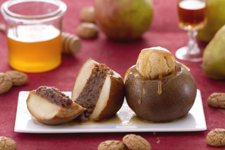 Pears with Amaretto