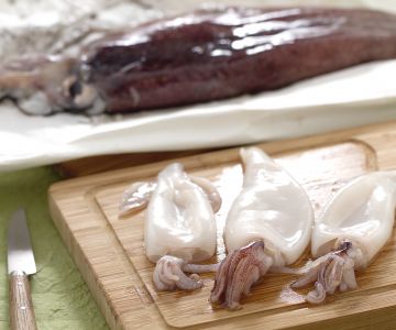 Cleaning Squid