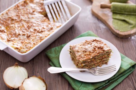 Green Lasagna with Bolognese Sauce