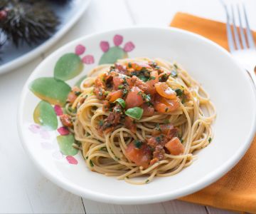 Pasta with Sea Urchins and Tomatoes