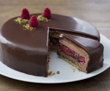 Modern Cake