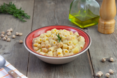 Pasta with Chickpeas and Potatoes