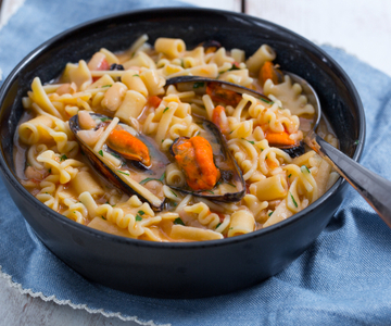Pasta with Beans and Mussels