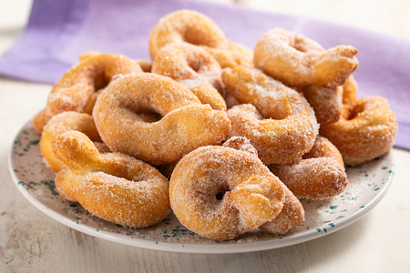 Donuts without rising and without eggs