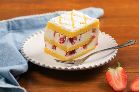Strawberry and White Chocolate Cake