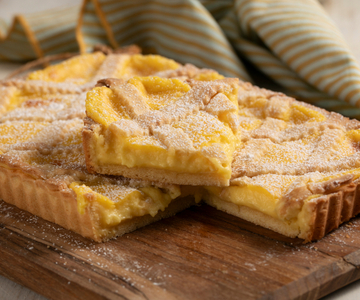 Crumbly Lemon Cream Tart