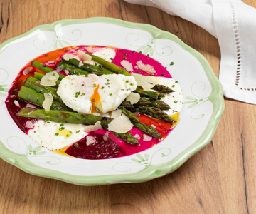 Crispy Asparagus on Beetroot Puree with Poached Egg