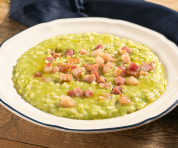 Creamy Pea Risotto with Taleggio and Crispy Pancetta
