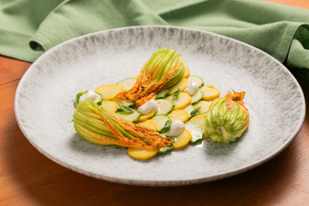 Pan-fried stuffed zucchini flowers
