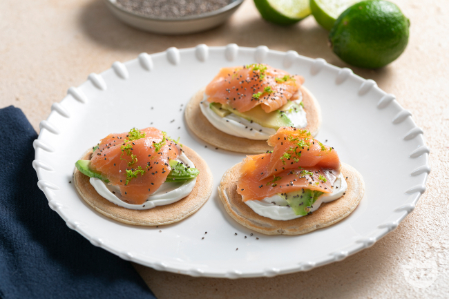 Oat Pancakes with Smoked Salmon, Greek Yogurt and Avocado Oat Pancakes with Smoked Salmon, Greek Yogurt and Avocado