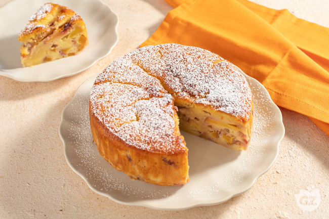 Peach and Yogurt Cake: Soft and Easy Recipe